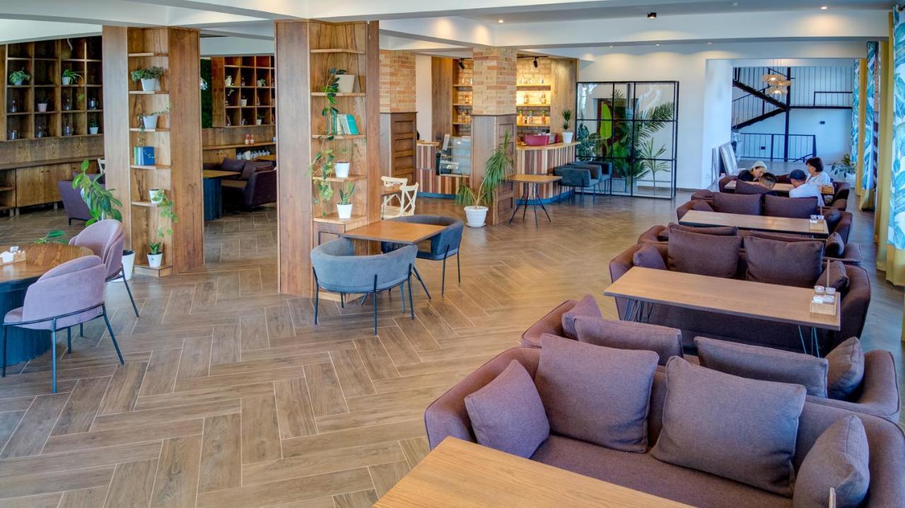 Olimp Hotel Bosteri Esterno foto